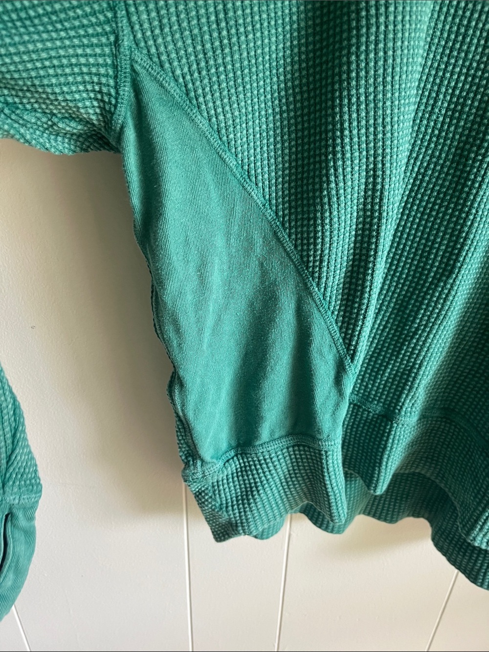 Offline by Aeri Wow! Green Waffle-Knit Long Sleeve Oversized Lounge Tee Sz Med - Picture 8 of 16